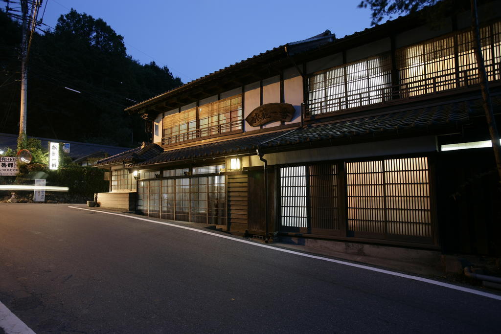 Oyo Hatago Ichiban Hotel Chichibu Exterior photo