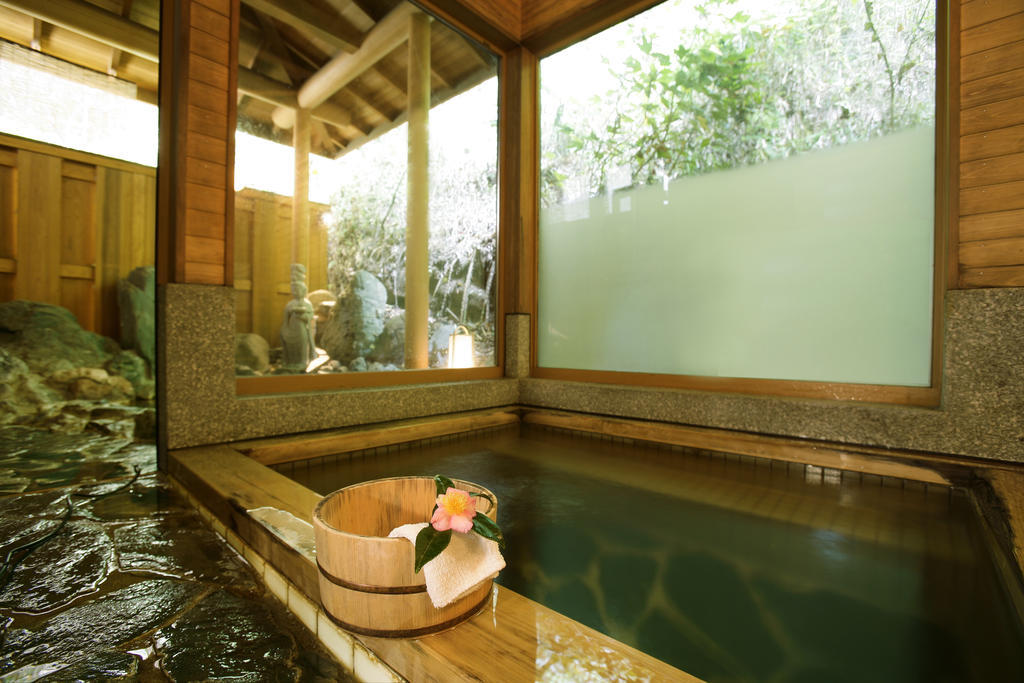 Oyo Hatago Ichiban Hotel Chichibu Exterior photo